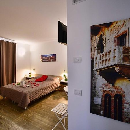 La Terrazza Sul Garda Hotel Екстериор снимка