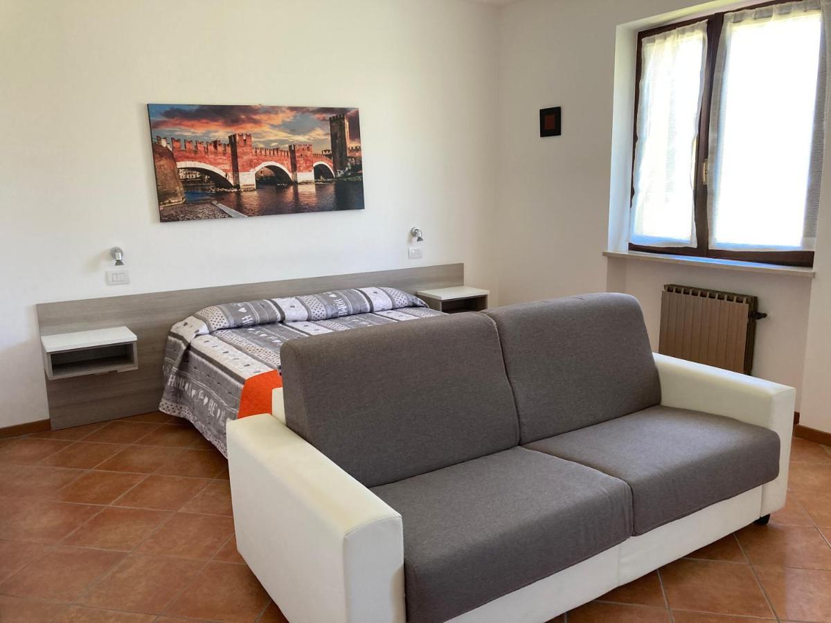 La Terrazza Sul Garda Hotel Екстериор снимка